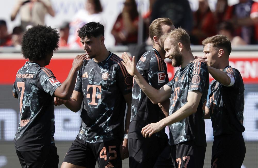 由荣誉与未 由荣誉与未